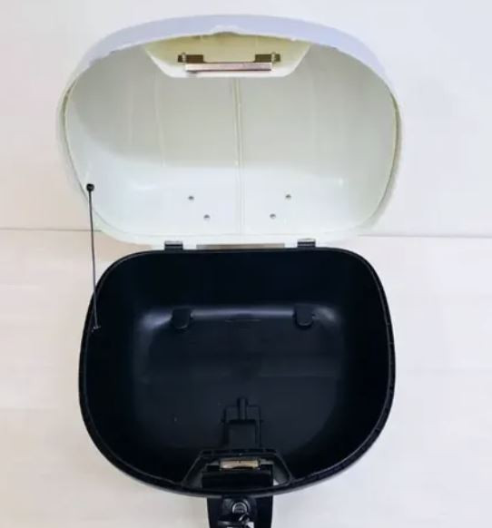 Изображение товара Кофр для мотоцикла AVM 818 (металлик)