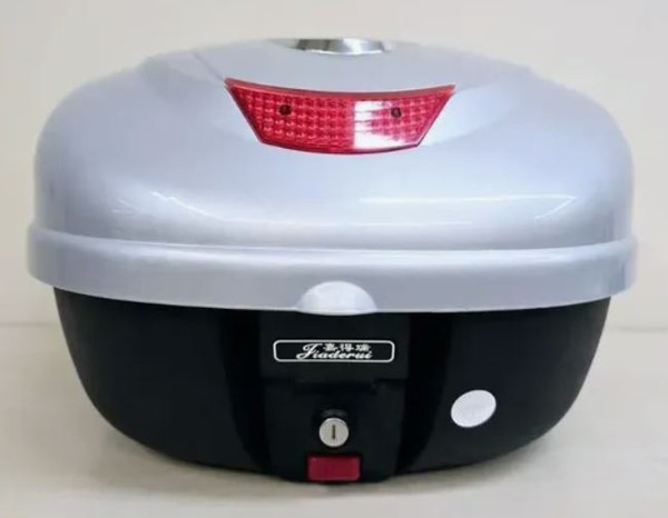 Изображение товара Кофр для мотоцикла AVM 818 (металлик)