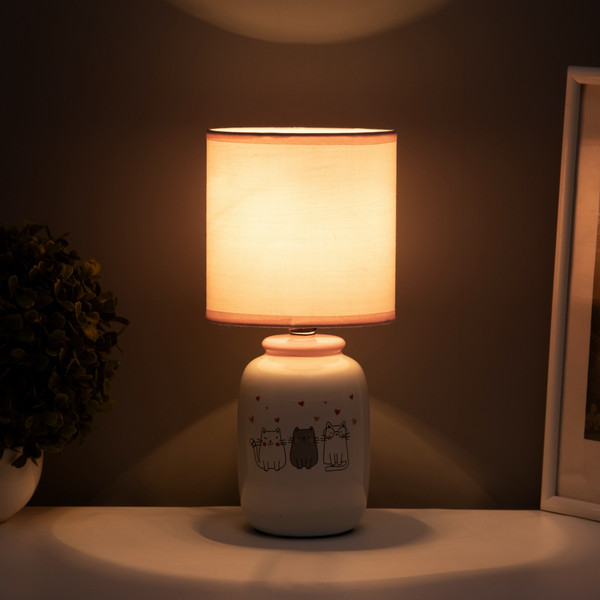 Изображение товара Прикроватная лампа Risalux Кошечка 10392942 (белый/розовый)