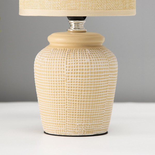 Изображение товара Прикроватная лампа Risalux Катрина 10392917 (бежевый)