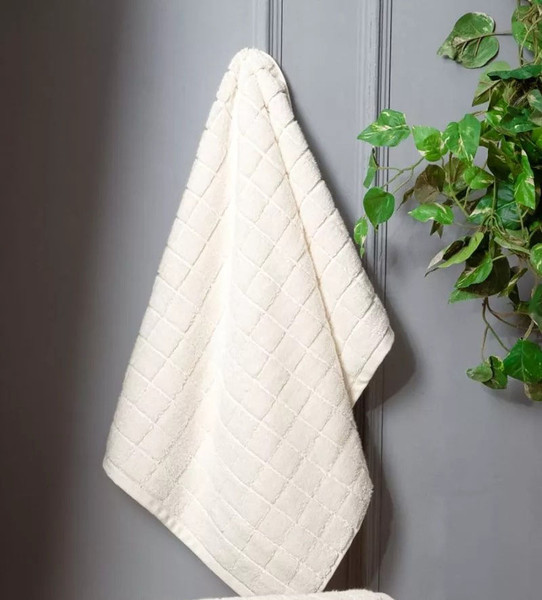 Изображение товара Полотенце Arya Quatro 70x140 / 8680943249272 (кремовый)