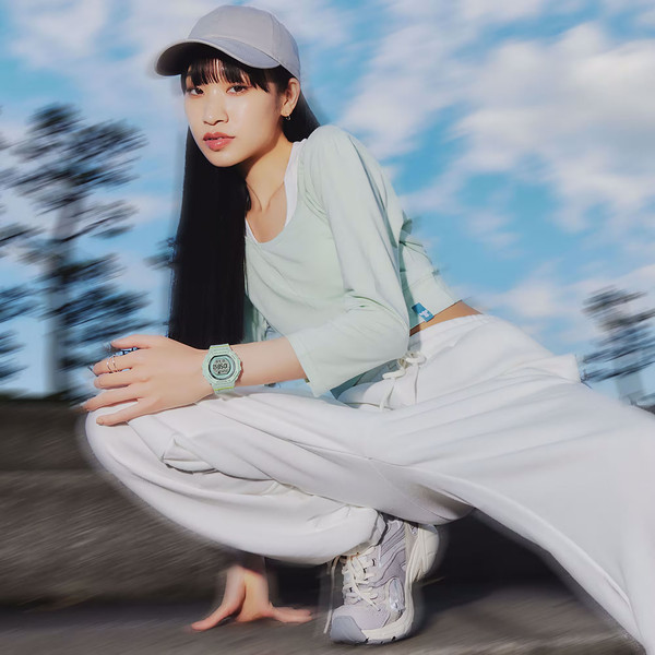 Изображение товара Часы наручные женские Casio GMD-B300-3E