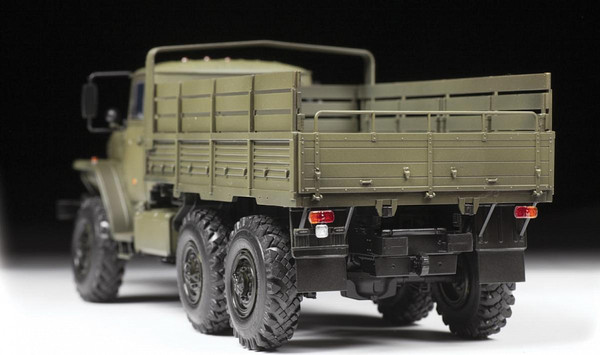 Изображение товара Сборная модель Звезда Российский армейский грузовик Урал-4320 / 3654