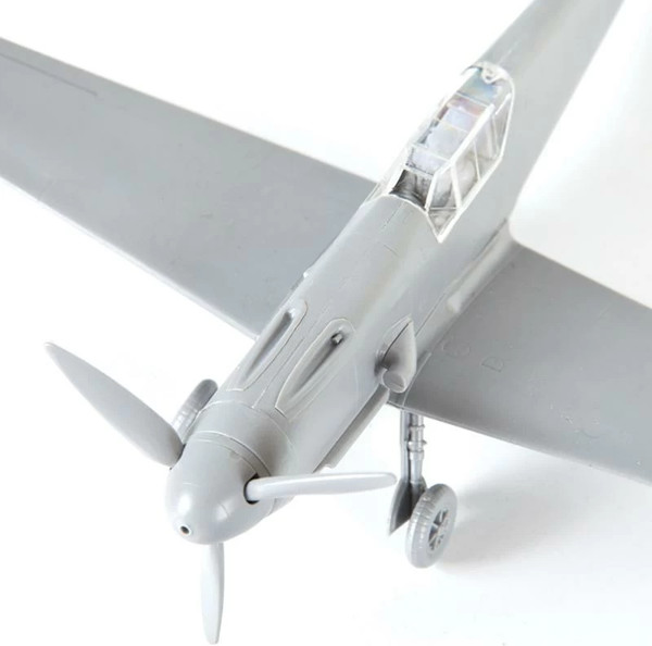 Изображение товара Сборная модель Звезда Немецкий истребитель Мессершмитт Bf-109F2 / 7302