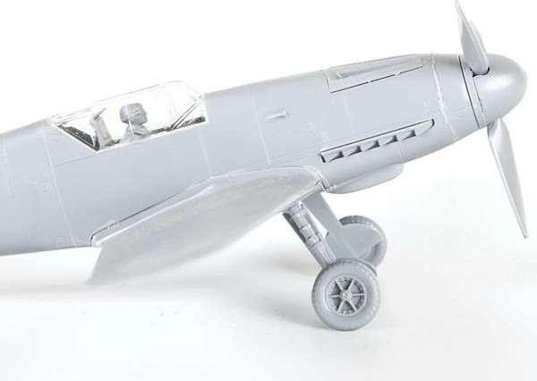 Изображение товара Сборная модель Звезда Немецкий истребитель Мессершмитт Bf-109F2 / 7302