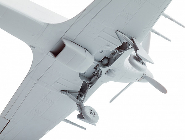 Изображение товара Сборная модель Звезда Британский истребитель Хоукер Харрикейн IIC / 7322