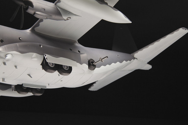 Изображение товара Сборная модель Звезда Американский самолет огневой поддержки АС-130J Ghostrider / 7326