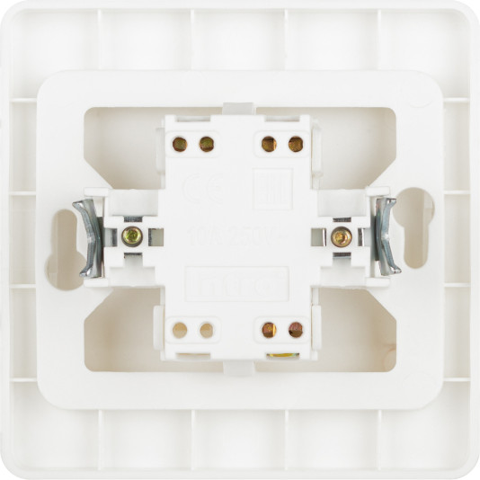 Изображение товара Выключатель INTRO Style 7-103-01 / Б0060629 (белый)