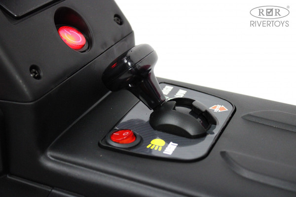 Изображение товара Детский автомобиль RiverToys H444HH (розовый)