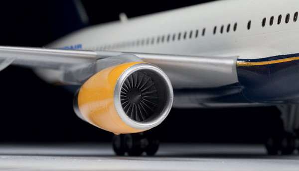 Изображение товара Сборная модель Звезда Пассажирский авиалайнер Боинг-757-200 / 7032