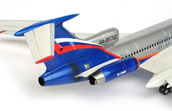 Изображение товара Сборная модель Звезда Пассажирский авиалайнер Ту-154 / 7004П