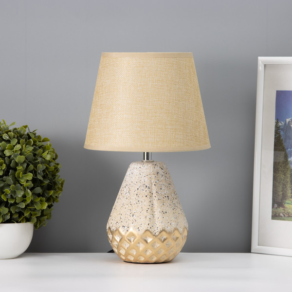 Изображение товара Прикроватная лампа Risalux Виктория 10767614 (бежевый)