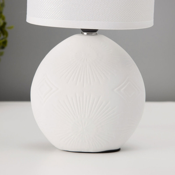 Изображение товара Прикроватная лампа Risalux Фиесс 10392932 (белый)