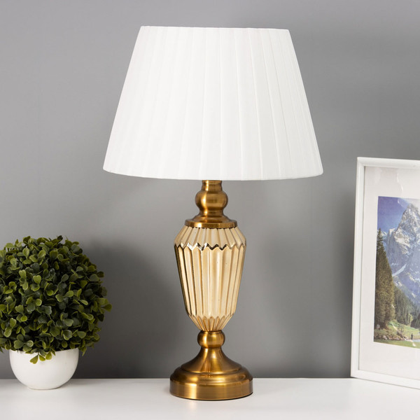 Изображение товара Прикроватная лампа Risalux Камелия 10337375 (латунь)