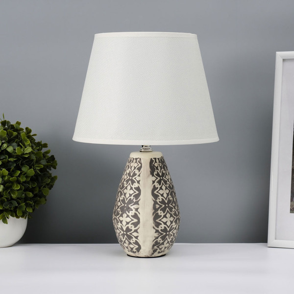 Изображение товара Прикроватная лампа Risalux Лесли 10337297 (белый/черный)