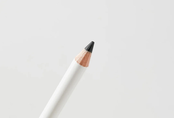 Изображение товара Карандаш для глаз Marvel Cosmetics Professional тон 401 jet black