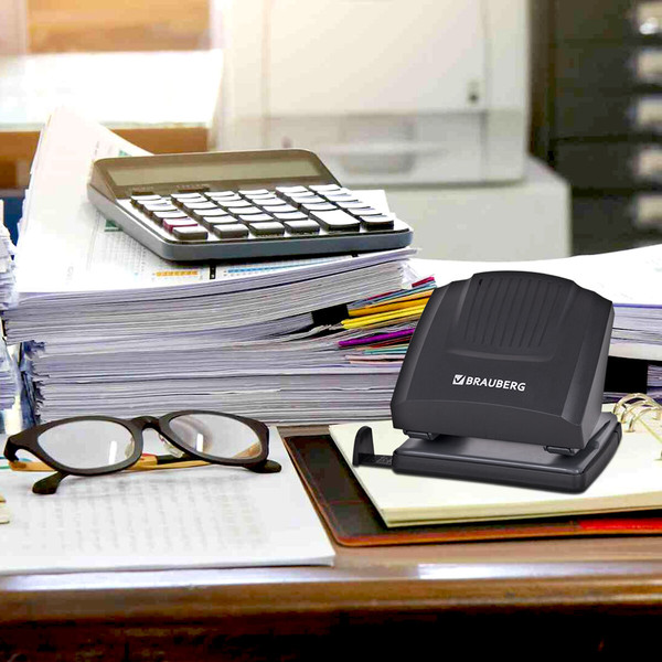 Изображение товара Дырокол Brauberg 272744 (черный)