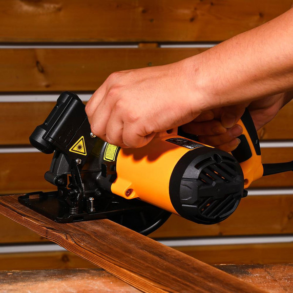 Изображение товара Дисковая пила Deko CS1250-D / 083-1100