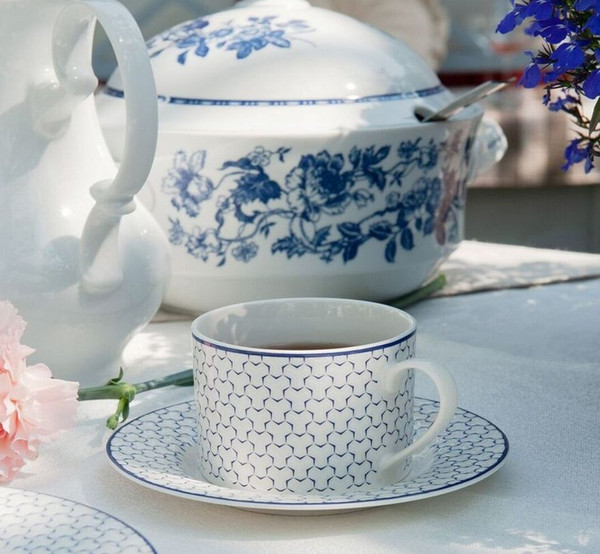 Изображение товара Чашка с блюдцем HomeQueen Воздушная 77100