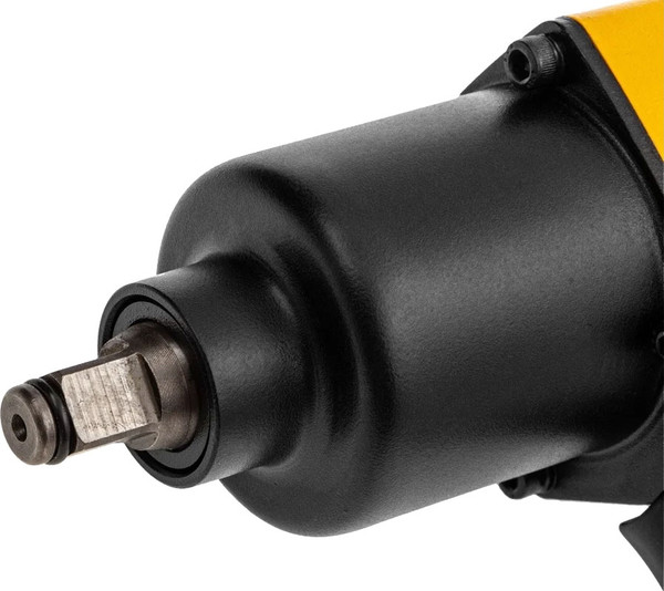 Изображение товара Пневмогайковерт Denzel IW860 +набор головок  / 57473