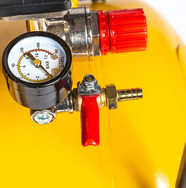 Изображение товара Воздушный компрессор Denzel BCV2200/100 / 58110