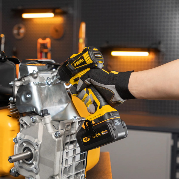 Изображение товара Аккумуляторный гайковерт Denzel CIW-IB-300-0 / 26502