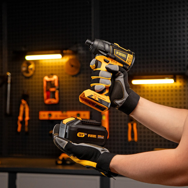 Изображение товара Аккумуляторный шуруповерт Denzel CID-IB-200 / 26510