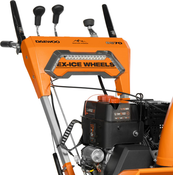 Изображение товара Снегоуборщик бензиновый Daewoo Power DAST 8570 (LCT)