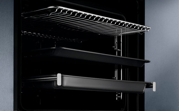 Изображение товара Электрический духовой шкаф Electrolux EOE8P39WX