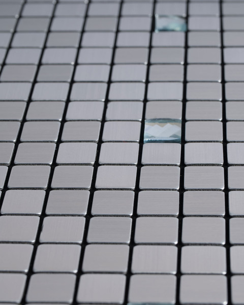 Изображение товара Панель ПВХ Самоклейкин Самоклеющаяся Алюминий Кристаллы в серебре (300x300x3мм)