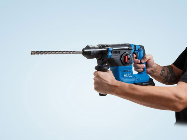 Изображение товара Профессиональный перфоратор Bull CBH 1826 (1333735)