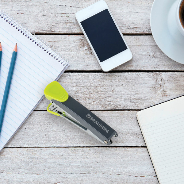 Изображение товара Степлер Brauberg №10 / 272752 (зеленый)