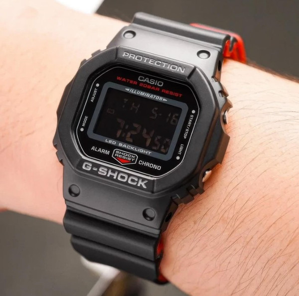 Изображение товара Часы наручные мужские Casio DW-5600UHR-1E