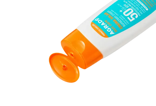 Изображение товара Крем солнцезащитный Agrado Sunscreen Cream SPF 50+ для чувствительной кожи (400мл)