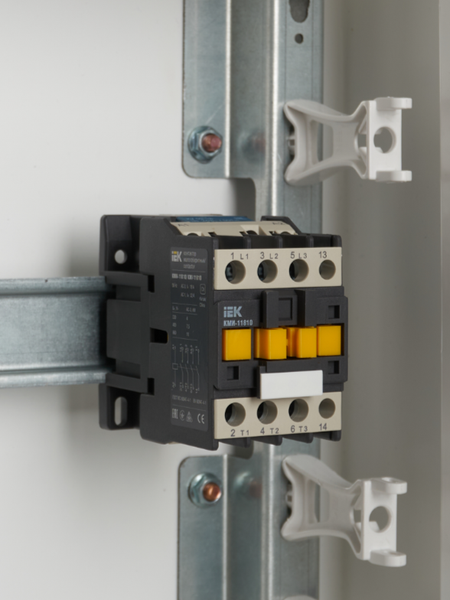 Изображение товара Контактор IEK KKME11-018-024-10