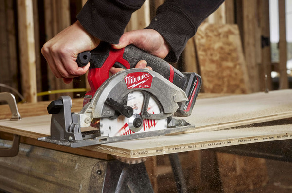 Изображение товара Дисковая пила Milwaukee M12 FCS442-0X / 4933493488