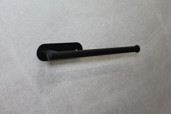 Изображение товара Держатель бумажных полотенец Caspian 90047 (черный)