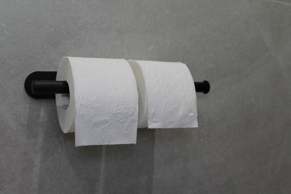 Изображение товара Держатель бумажных полотенец Caspian 90047 (черный)