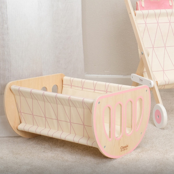 Изображение товара Набор аксессуаров для куклы Classic World Кровать для кукол 2 в 1 CW50547