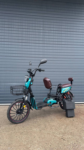 Изображение товара Электроскутер Volt Tourist JY3 (зеленый)