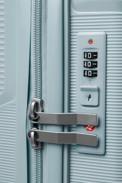 Изображение товара Чемодан на колесах DoubleW 088 (S, светло-голубой)