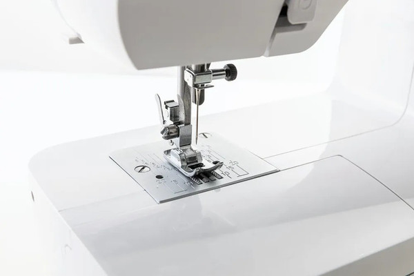 Изображение товара Швейная машина Jaguar LX-100