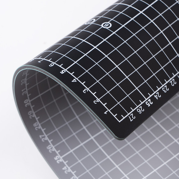 Изображение товара Коврик для резки Малевичъ 195324 (черный/серый)