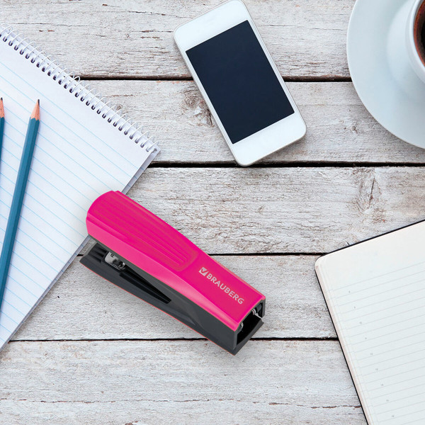 Изображение товара Степлер Brauberg №24/6 / 272740 (маджента/черный)