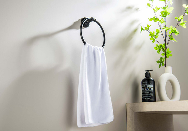 Изображение товара Кольцо для полотенца Aquatek Классик AQ4512MB (черный матовый)