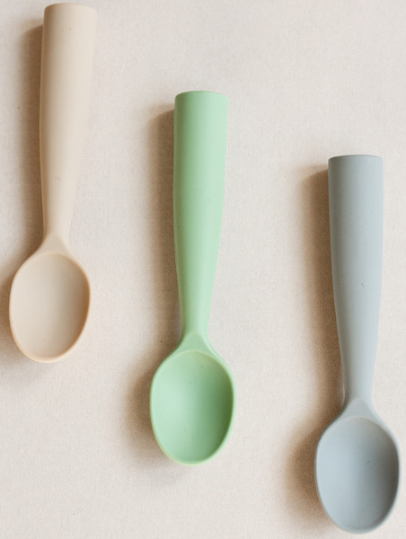 Изображение товара Ложка для кормления Beola baby Силиконовая / HS-02 (серый)