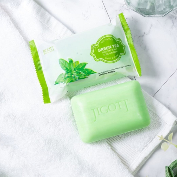 Изображение товара Мыло твердое Jigott Green Tea Scrub Soap для лица и тела с экстрактом зеленого чая (150г)