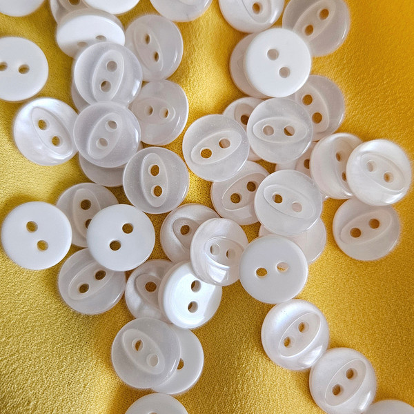 Изображение товара Набор пуговиц Sentex P-A1401 11.5/2 (20шт, белый)