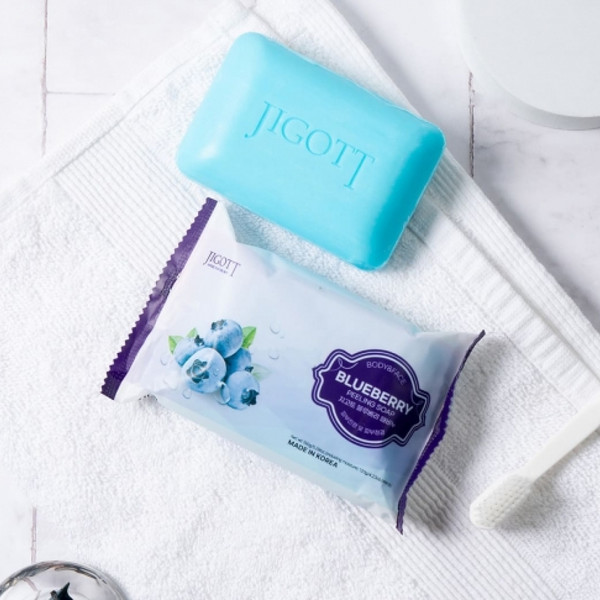 Изображение товара Мыло твердое Jigott Blueberry Scrub Soap с экстрактом черники (150г)