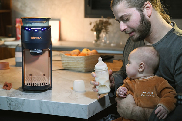 Изображение товара Устройство для приготовления детского питания Beaba Milkeo Plus Night Blue 911722